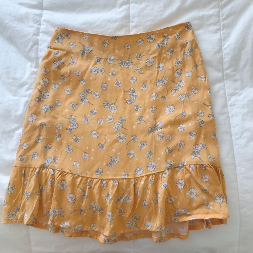 LA Hearts Ruffle Hem Mini Skirt